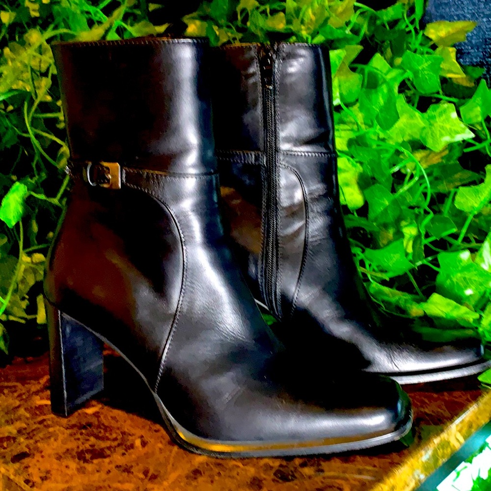 Charles David Boots